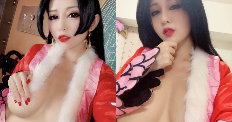 最火辣32Ｇ巨乳蛇姬「安希」，披紅袍「中路大開」乳波蕩漾！