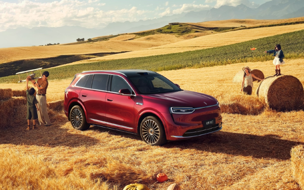 10月美股市场汽车板块总市值达15.2万亿 A股约9900亿