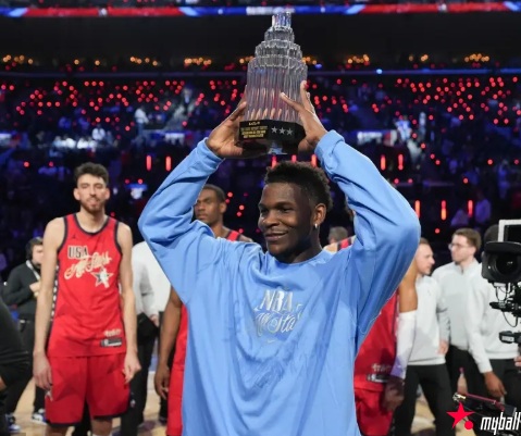 大发体育-AMVP爱德华兹再喷东契奇约基奇：他们从未试图全力，大发助力你的致富之路！